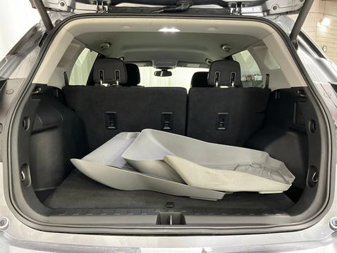 Used 2018 GMC Terrain SLE w/ Driver Convenience Package AWD/4WD image 25