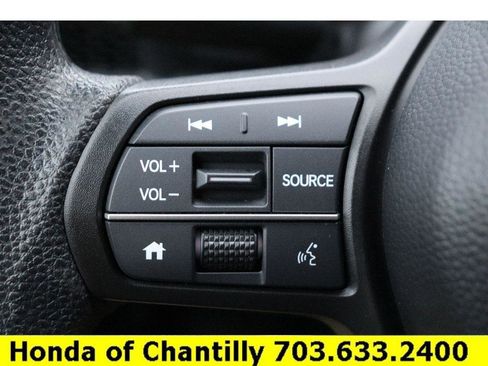 Used 2025 Honda CR-V EX image 12