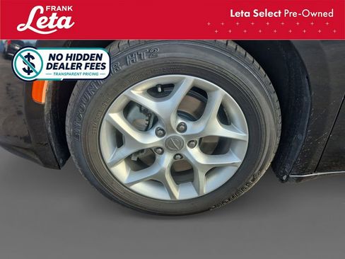 Used 2020 Chrysler Pacifica Limited FWD image 15