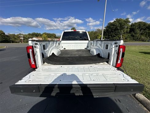 Used 2024 Ford F350 Platinum image 23