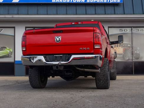 Used 2015 RAM 2500 Tradesman w/ Chrome Appearance Group image 3