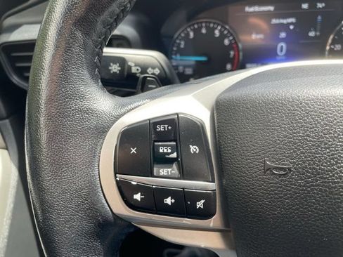 Certified 2020 Ford Explorer XLT w/ Comfort Package AWD/4WD image 14