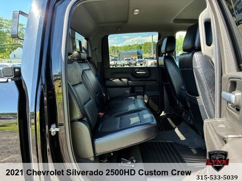 Used 2021 Chevrolet Silverado 2500 Custom w/ Custom Convenience Package AWD/4WD image 28