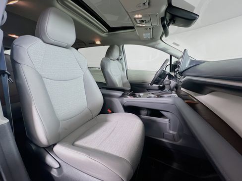 Certified 2024 Toyota Sienna LE w/ LE Plus Package AWD/4WD image 24