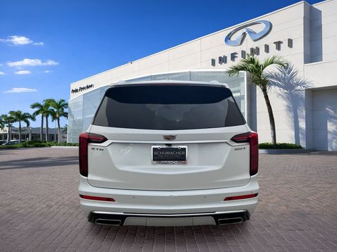 Used 2023 Cadillac XT6 Luxury FWD image 6