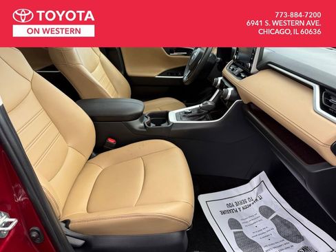 Certified 2020 Toyota RAV4 Limited image 16