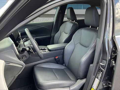 Used 2025 Lexus RX 350 Premium w/ Convenience Package AWD/4WD image 21