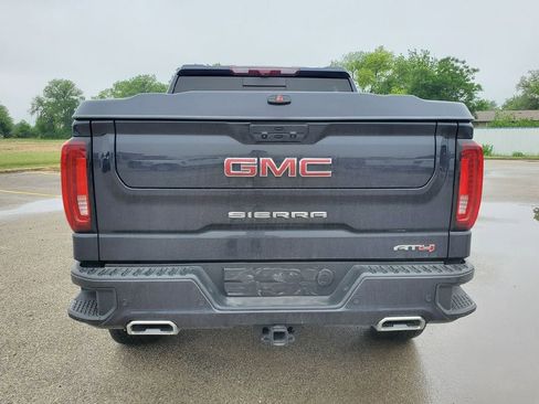 Used 2025 GMC Sierra 1500 AT4 w/ AT4 Premium Package AWD/4WD image 31