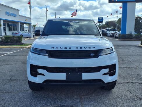 Used 2025 Land Rover Range Rover Sport SE AWD/4WD image 19