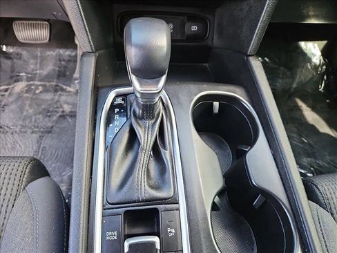 Used 2019 Hyundai Santa Fe SEL w/ Cargo Package image 18