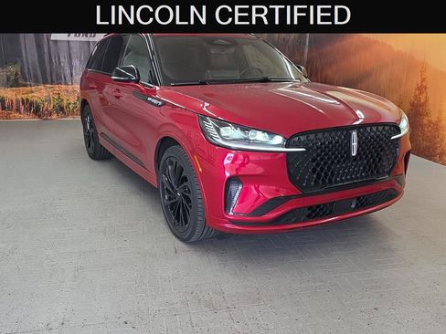 Certified 2025 Lincoln Aviator Reserve w/ Equipment Group 201A AWD/4WD image 1