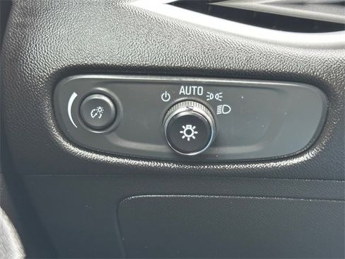 Used 2024 Chevrolet Malibu LT image 18