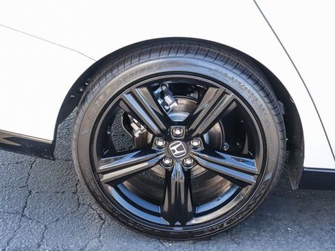 Used 2025 Honda Accord Sport image 9