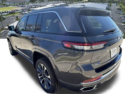 New 2025 Jeep Grand Cherokee Overland image 9