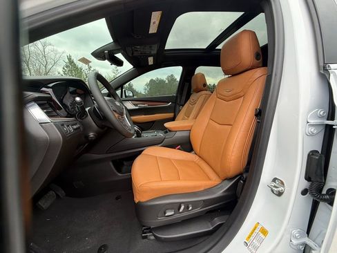 New 2026 Cadillac XT5 Premium Luxury w/ Driver Assist Package image 5