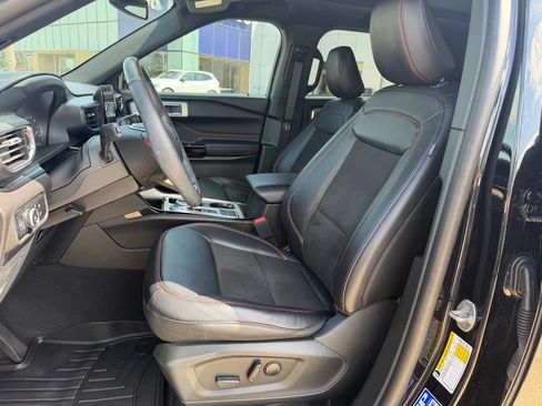 Used 2023 Ford Explorer ST-Line w/ Class IV Trailer Tow Package RWD image 10