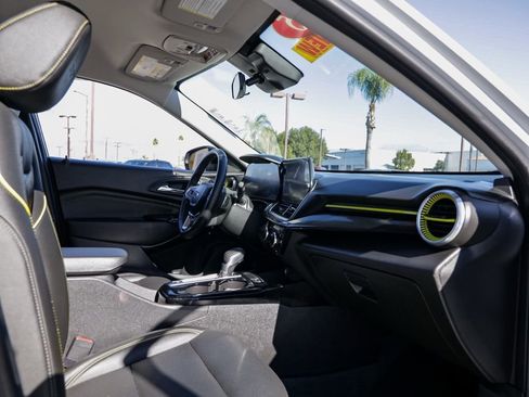 Used 2025 Chevrolet Trax ACTIV w/ Driver Confidence Package image 20