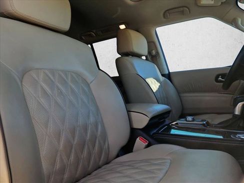 Used 2022 Nissan Armada Platinum w/ Captain's Chairs Package RWD image 24