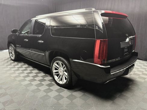 Used 2014 Cadillac Escalade ESV Platinum AWD/4WD image 3