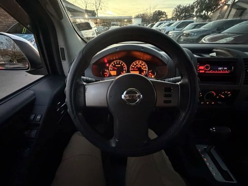 Used 2006 Nissan Frontier NISMO w/ (J01) Sunroof Pkg image 34