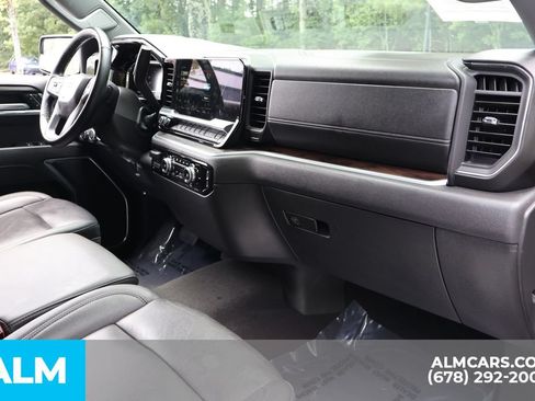 Used 2025 GMC Sierra 1500 SLT RWD image 28