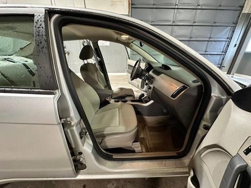 Used 2008 Ford Focus SES FWD image 29