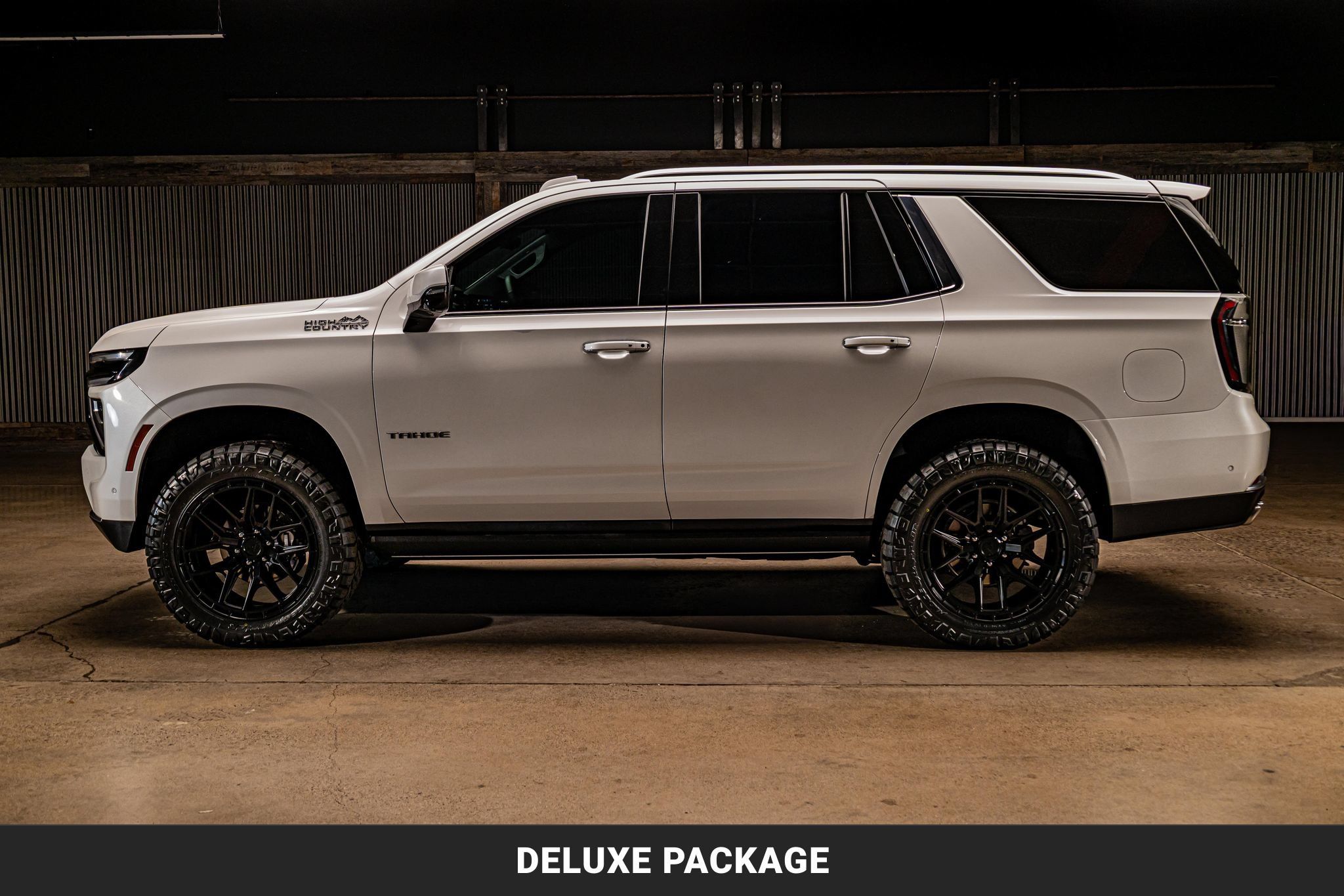 Used 2025 Chevrolet Tahoe High Country AWD/4WD image 6