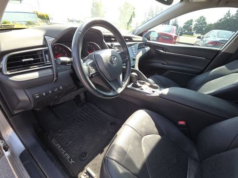 Used 2020 Toyota Camry XSE w/ Driver Assist Package FWD image 16