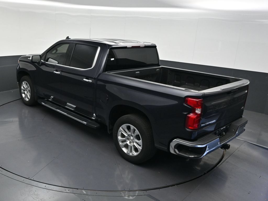 Used 2023 Chevrolet Silverado 1500 LTZ RWD image 17