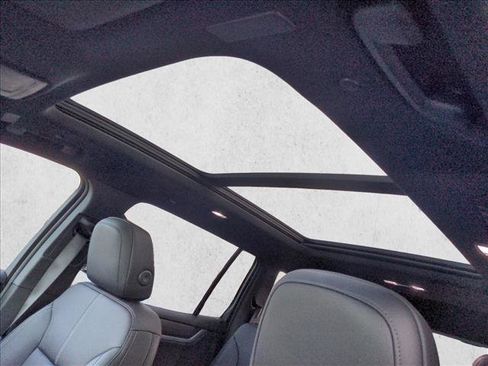 New 2026 GMC Acadia Elevation w/ Elevation Premium Package image 17