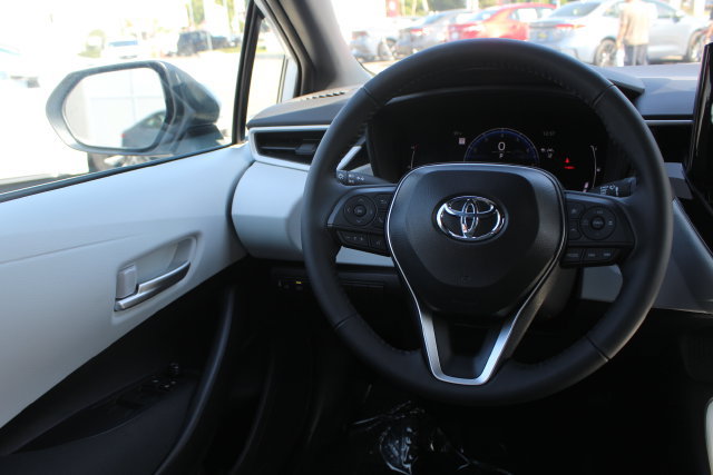 Certified 2026 Toyota Corolla SE FWD image 40