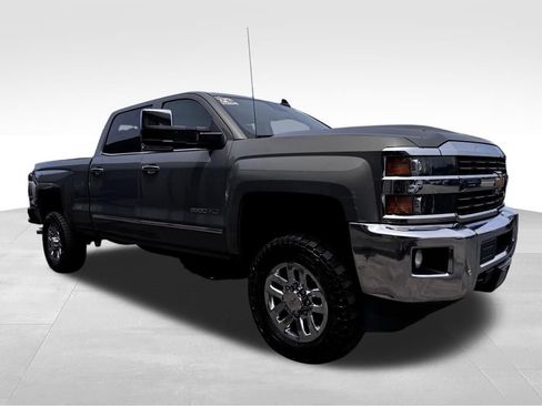 Used 2017 Chevrolet Silverado 2500 LTZ w/ Duramax Plus Package AWD/4WD image 8