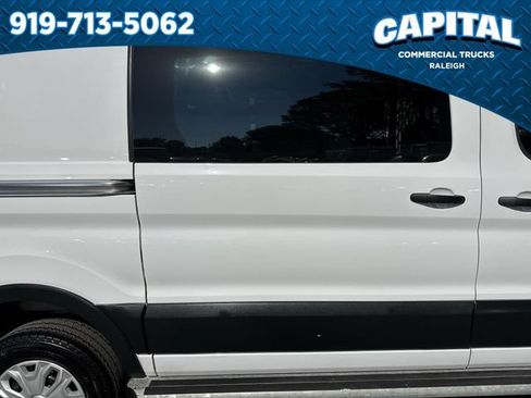 Used 2025 Ford Transit 250 Low Roof w/ Exterior Upgrade Package RWD image 17