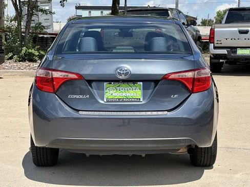 Used 2017 Toyota Corolla LE FWD image 4