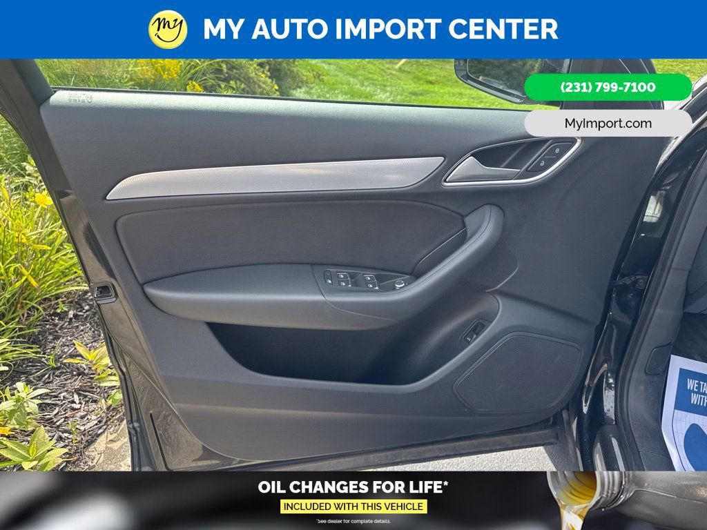 Used 2018 Audi Q3 2.0T Premium w/ Convenience Package AWD/4WD image 10