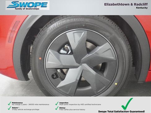 New 2026 Toyota Prius LE image 28