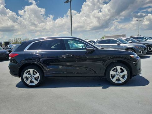 Certified 2025 Audi Q5 Premium Plus w/ Premium Plus AWD/4WD image 7