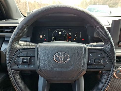 New 2026 Toyota Tacoma SR5 AWD/4WD image 17