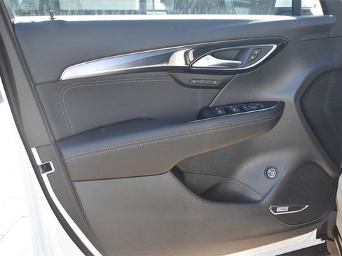 New 2025 Buick Envision Preferred image 13