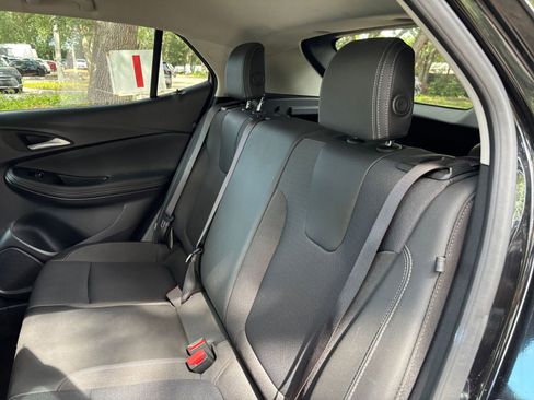 Used 2025 Buick Encore GX Preferred FWD image 37