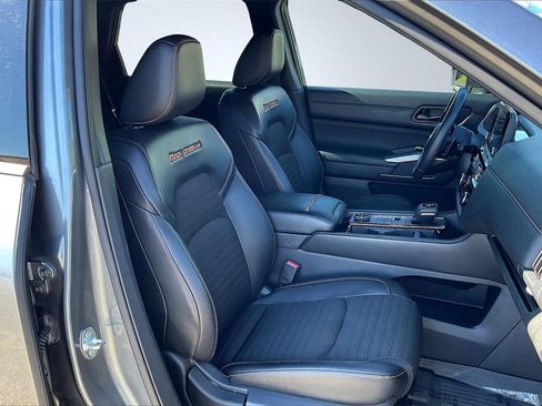 Used 2023 Nissan Pathfinder Rock Creek image 7