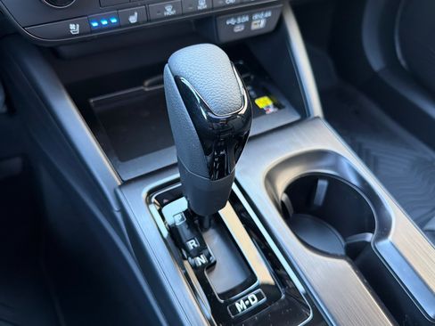 New 2026 Subaru Outback Touring image 22