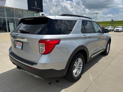 Used 2022 Ford Explorer XLT w/ Equipment Group 202A AWD/4WD image 30