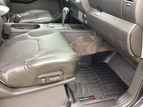 Used 2014 Nissan Frontier PRO-4X w/ Pro-4x Luxury Package AWD/4WD image 27