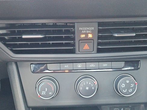 Used 2023 Volkswagen Jetta Sport FWD image 19