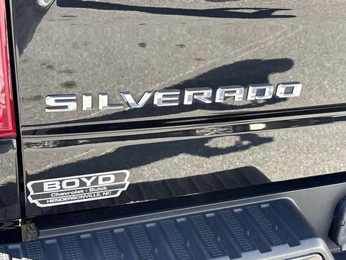 Used 2024 Chevrolet Silverado 1500 RST AWD/4WD image 30