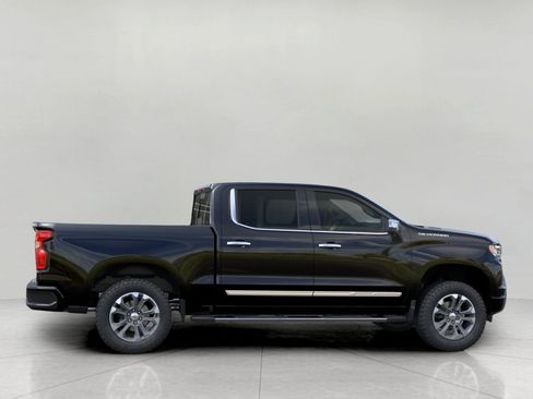 Used 2026 Chevrolet Silverado 1500 High Country AWD/4WD image 5