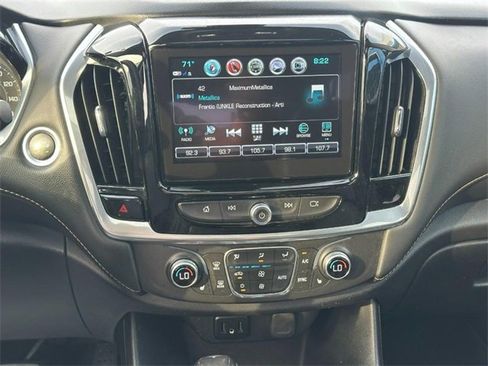 Certified 2019 Chevrolet Traverse LT w/ LT Premium Package image 16