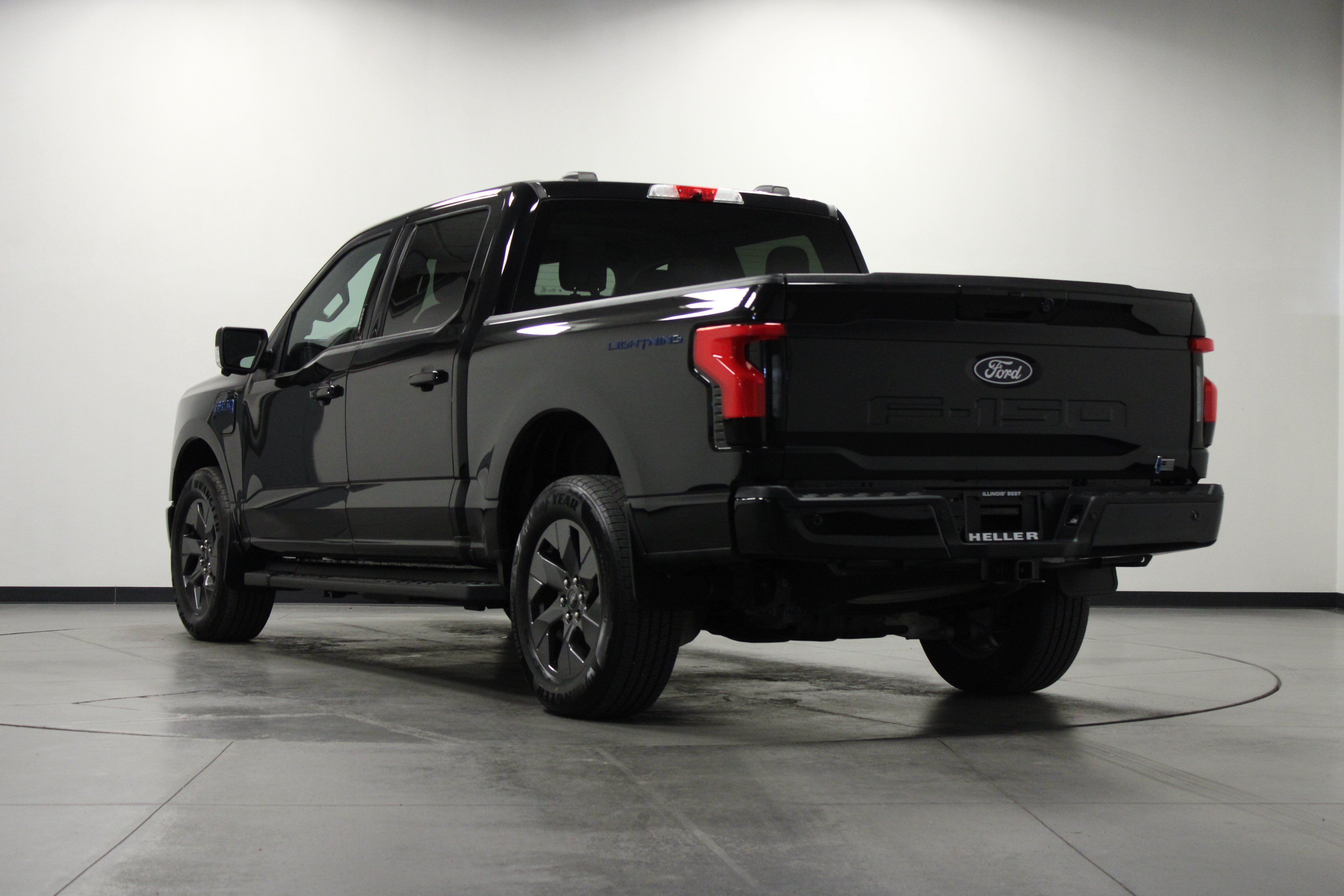 Used 2024 Ford F150 Lightning Flash w/ Max Trailer Tow Package AWD/4WD image 6