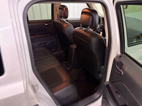 Used 2016 Jeep Patriot 75th Anniversary w/ Power Value Group image 18